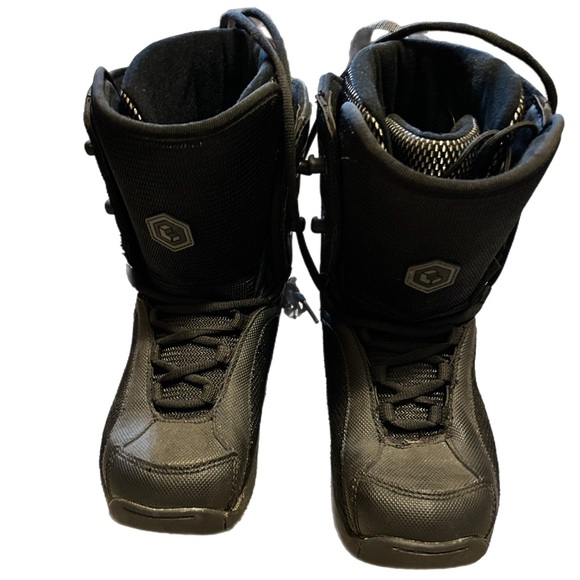 LTD youth snowboarding boots - Picture 2 of 5